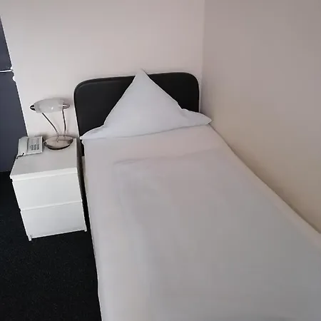 Johanneshoehe Hotel 3*