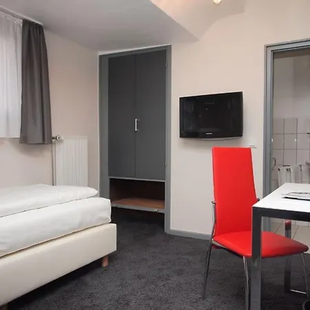 Hotel Johanneshoehe 3*