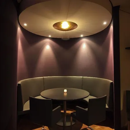 Johanneshoehe Hotel 3*