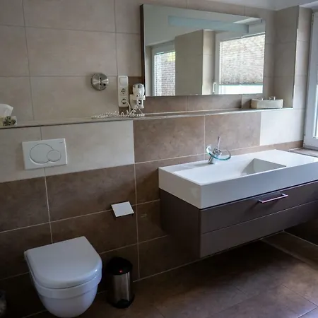 Johanneshoehe Hotel